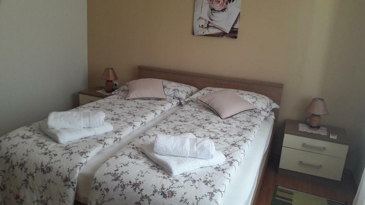 Apartman Dea Crveni Vrh Exterior foto